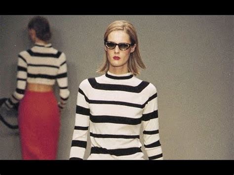 Prada Spring / Summer 2001 : Free Download, Borrow, and 